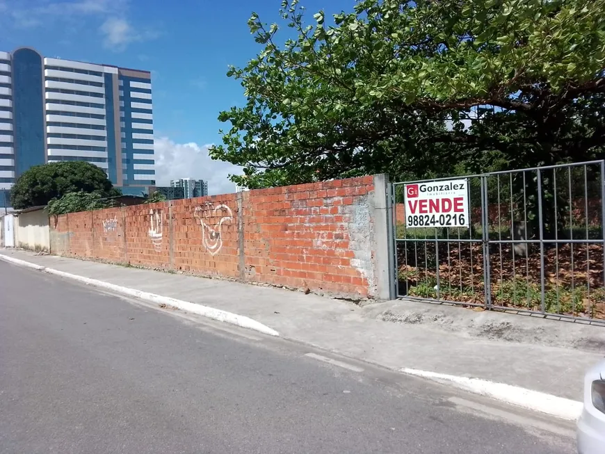 Foto 1 de Lote/Terreno à venda, 810m² em Jardins, Aracaju