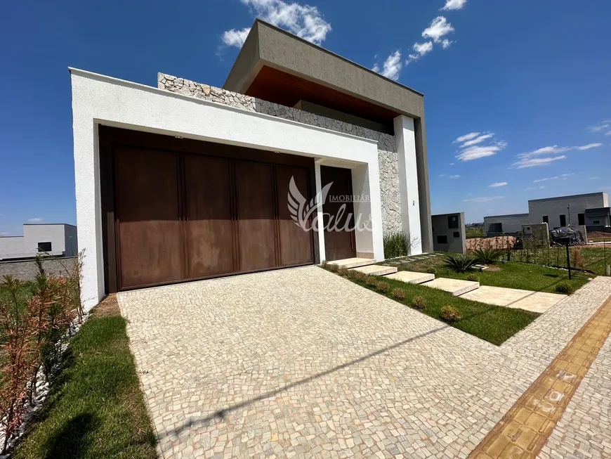 Foto 1 de Casa de Condomínio com 3 Quartos à venda, 161m² em Jardins Bolonha, Senador Canedo