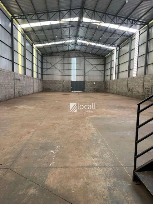 Foto 1 de Galpão/Depósito/Armazém para alugar, 600m² em Chacara Recreio Parque do Sabia Zona Rural, São José do Rio Preto