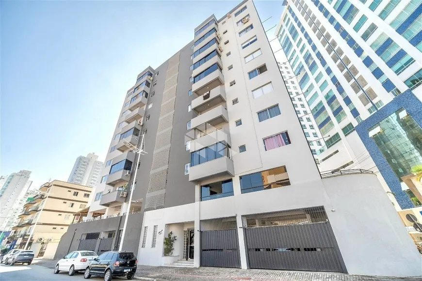 Foto 1 de Apartamento com 2 Quartos à venda, 90m² em Centro, Balneário Camboriú