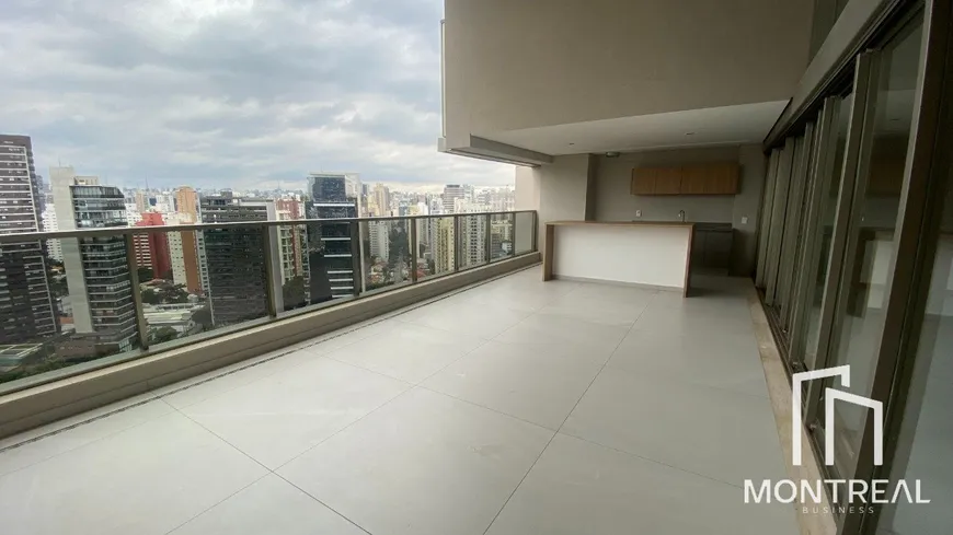 Foto 1 de Apartamento com 4 Quartos à venda, 278m² em Vila Nova Conceição, São Paulo