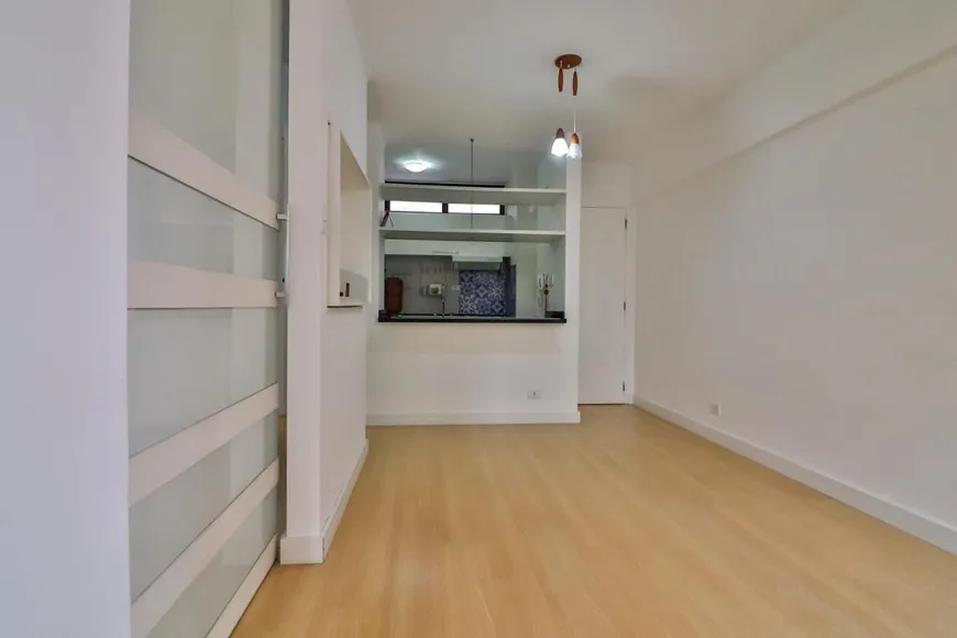 Foto 1 de Apartamento com 1 Quarto à venda, 41m² em Vila Madalena, São Paulo