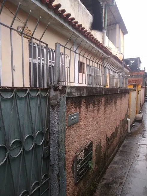 Foto 1 de Casa com 2 Quartos à venda, 80m² em Neves Neves, São Gonçalo