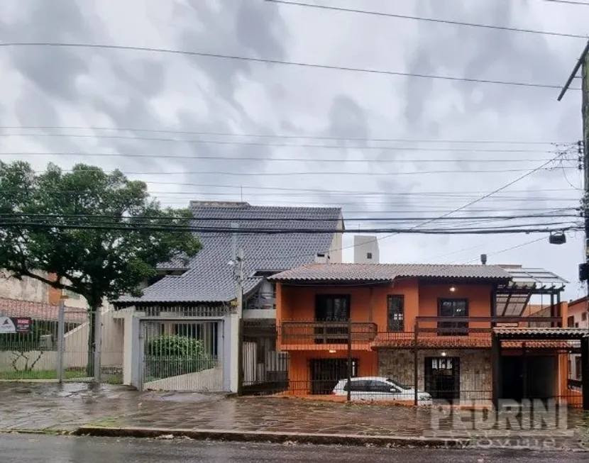 Foto 1 de Casa com 3 Quartos à venda, 210m² em Tristeza, Porto Alegre