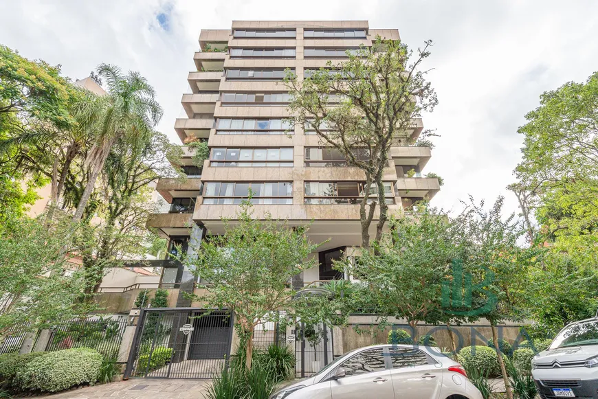 Foto 1 de Apartamento com 4 Quartos para alugar, 183m² em Auxiliadora, Porto Alegre