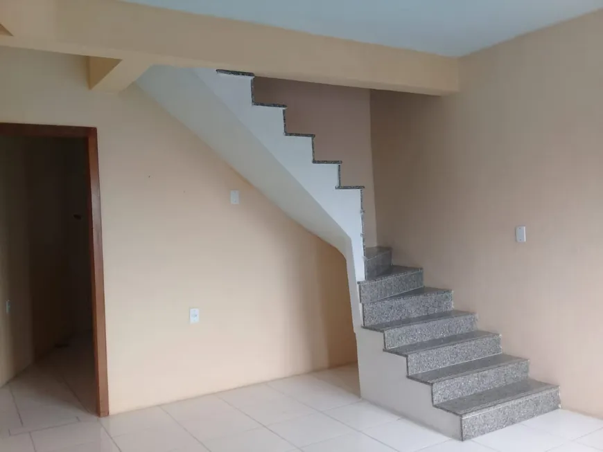 Foto 1 de Sobrado com 3 Quartos à venda, 100m² em Morada Da Colina, Guaíba