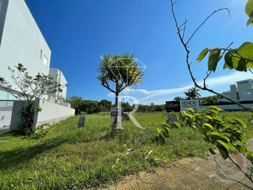 Foto 1 de Lote/Terreno à venda, 750m² em Jurerê Internacional, Florianópolis