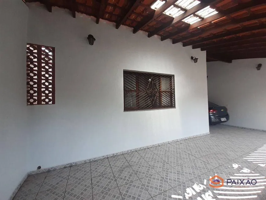 Foto 1 de Casa com 3 Quartos à venda, 271m² em Centro, Poá