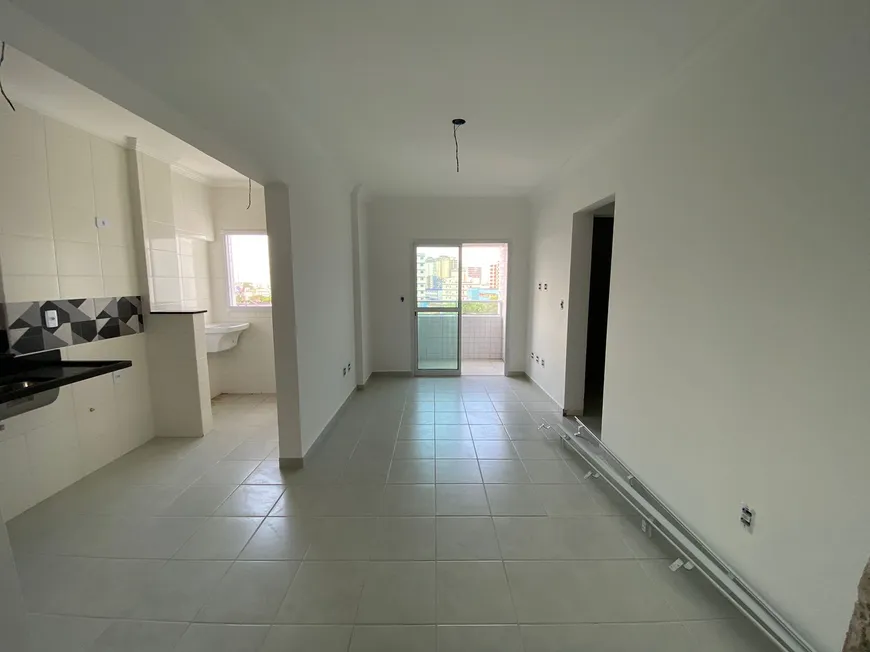 Foto 1 de Apartamento com 2 Quartos à venda, 52m² em Mirim, Praia Grande