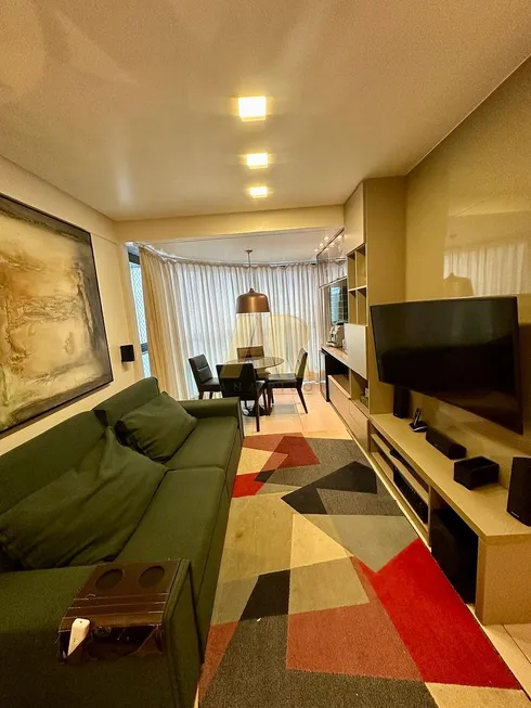 Foto 1 de Apartamento com 3 Quartos à venda, 112m² em Ponta Verde, Maceió