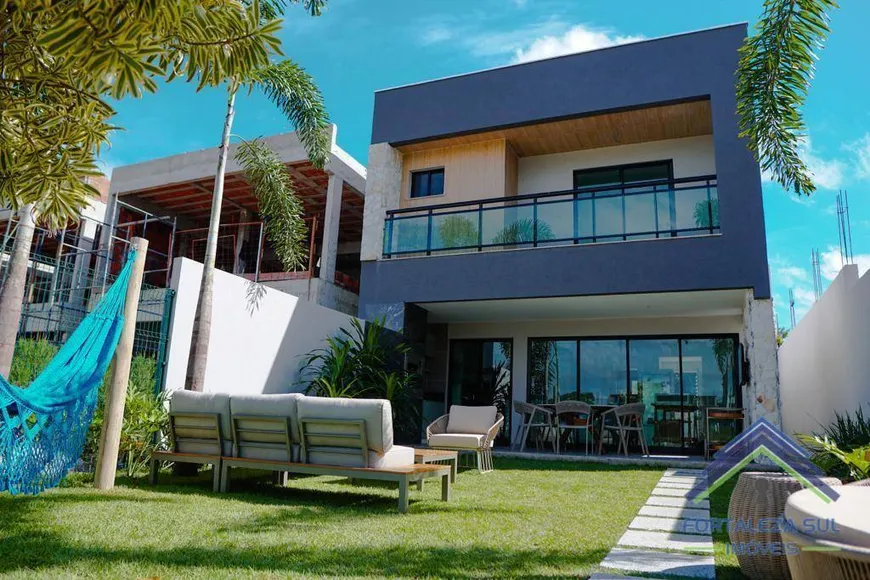 Foto 1 de Casa de Condomínio com 3 Quartos à venda, 190m² em Tamatanduba, Eusébio