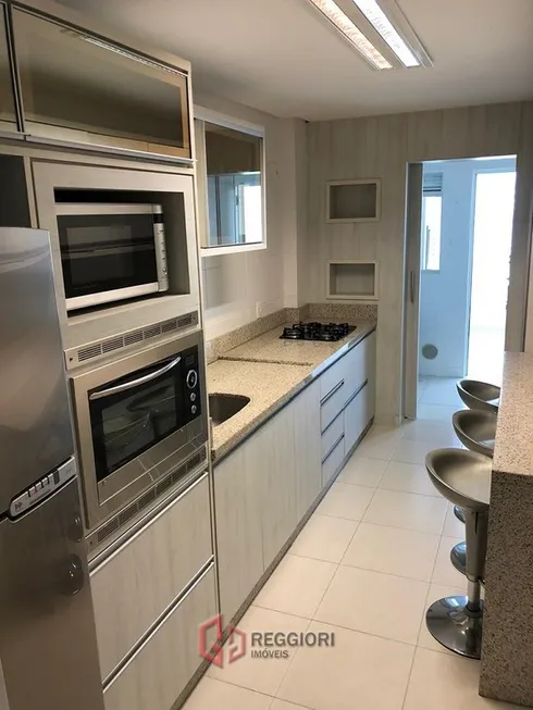 Foto 1 de Apartamento com 2 Quartos à venda, 91m² em Ariribá, Balneário Camboriú