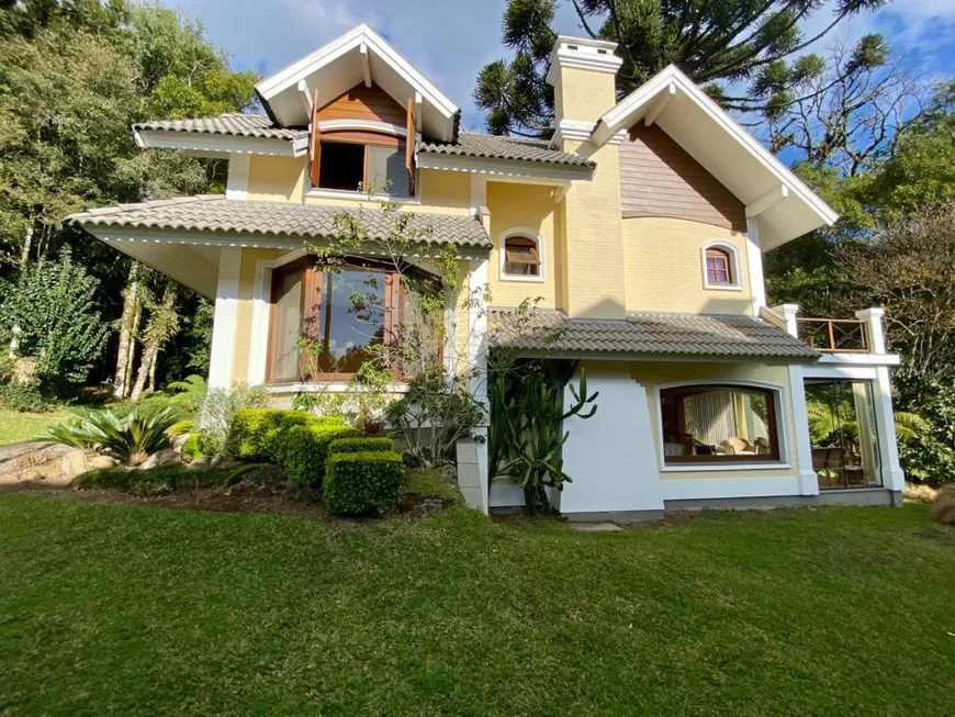 Foto 1 de Casa com 3 Quartos à venda, 298m² em Mato Queimado, Gramado