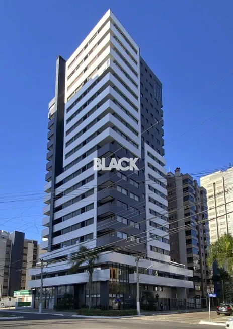 Foto 1 de Apartamento com 2 Quartos à venda, 77m² em Centro, Torres