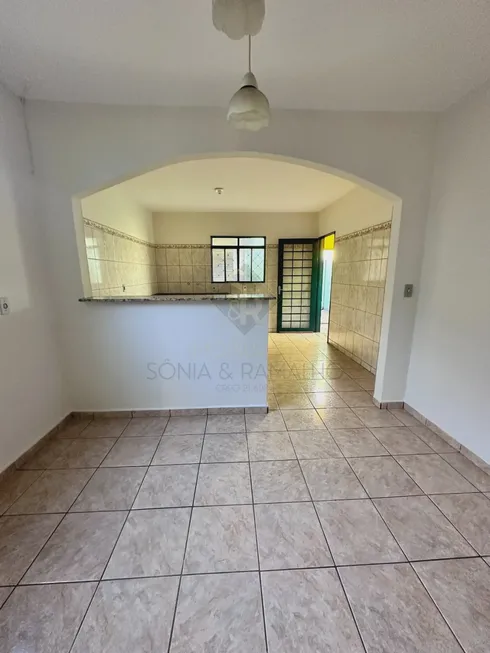 Foto 1 de Casa com 3 Quartos à venda, 140m² em Ipiranga, Ribeirão Preto