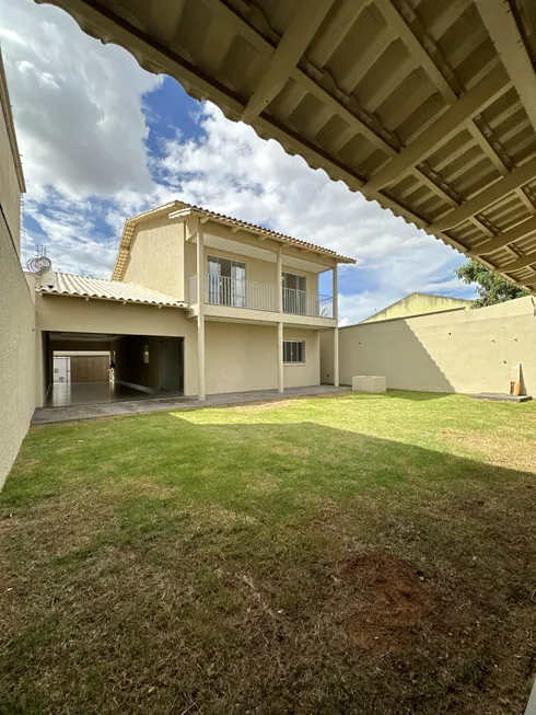 Foto 1 de Casa com 4 Quartos à venda, 360m² em Jardim Alto Paraiso, Aparecida de Goiânia