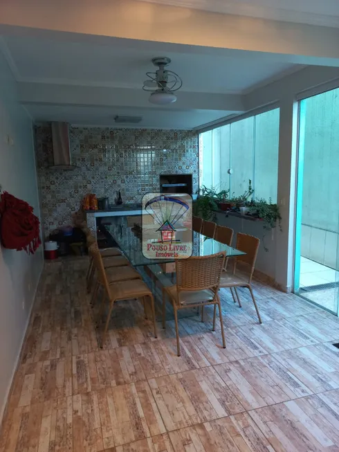 Foto 1 de Casa com 2 Quartos à venda, 166m² em Jardim Alvinopolis, Atibaia