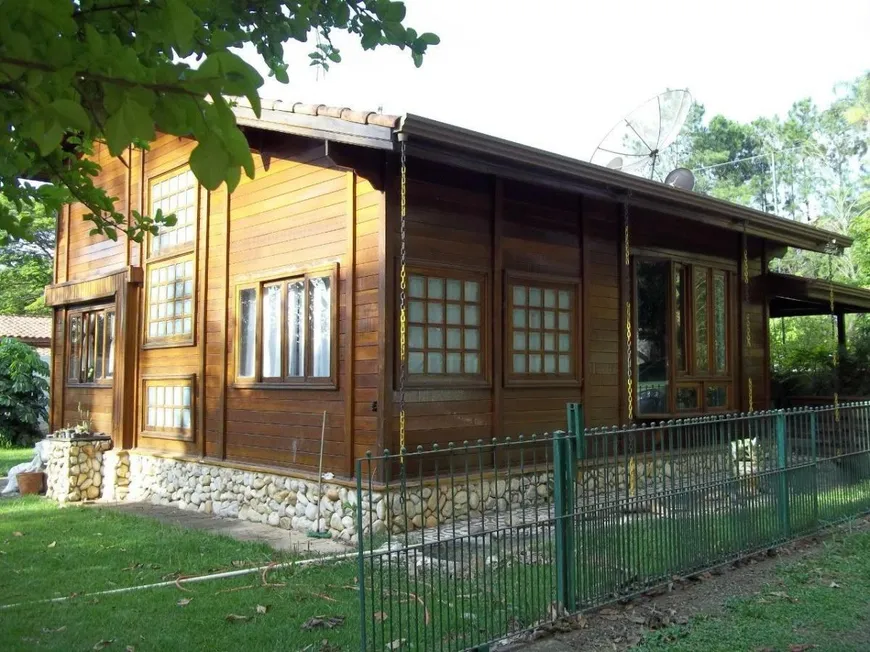 Foto 1 de Fazenda/Sítio com 3 Quartos à venda, 303m² em Chácara Grota Azul, Hortolândia