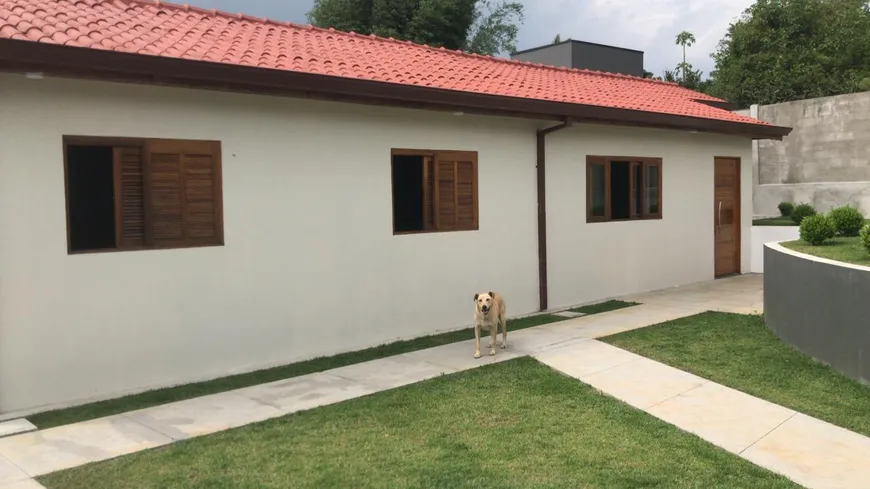 Foto 1 de Casa com 2 Quartos à venda, 800m² em Parque das Varinhas, Mogi das Cruzes