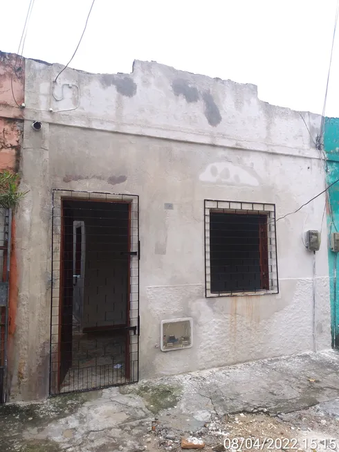 Foto 1 de Casa com 2 Quartos para alugar, 51m² em Centro, Fortaleza