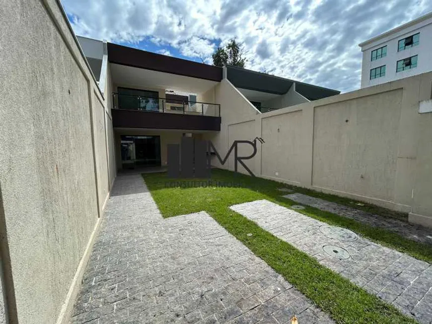 Foto 1 de Casa de Condomínio com 5 Quartos à venda, 186m² em Freguesia- Jacarepaguá, Rio de Janeiro
