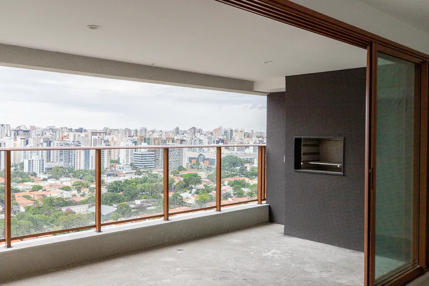 Foto 1 de Apartamento com 3 Quartos à venda, 145m² em Brooklin, São Paulo