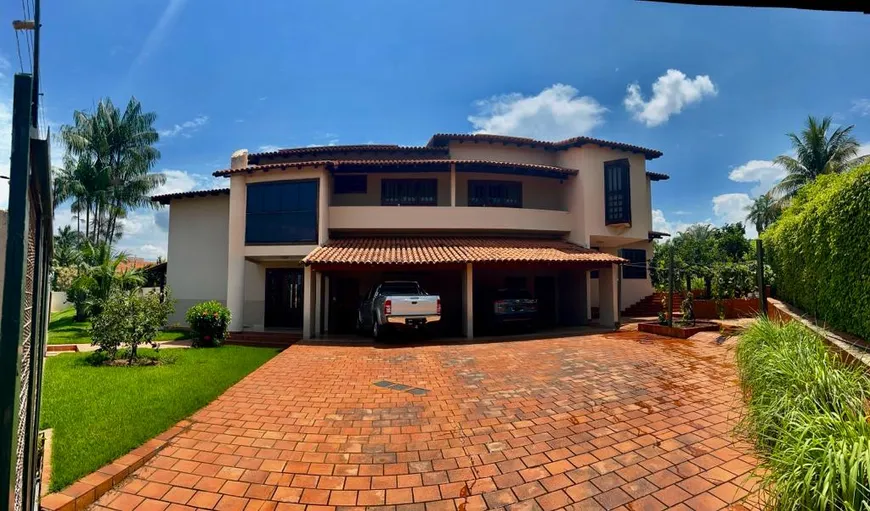 Foto 1 de Sobrado com 5 Quartos à venda, 670m² em Park Way , Brasília