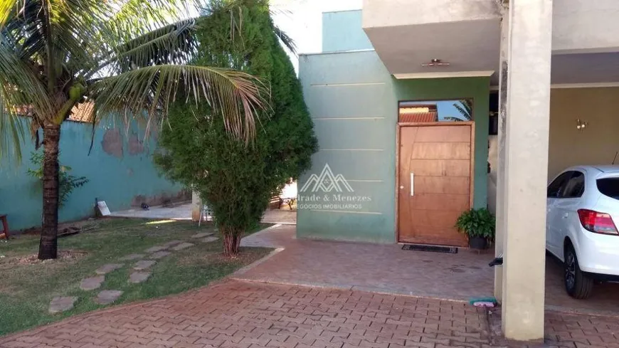 Foto 1 de Fazenda/Sítio com 4 Quartos à venda, 300m² em Zona Rural, Jardinópolis