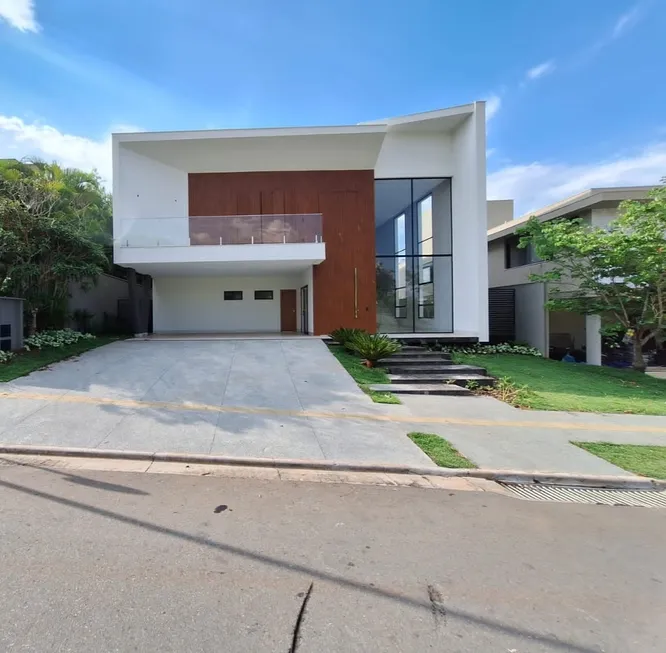 Foto 1 de Casa de Condomínio com 4 Quartos à venda, 651m² em Residencial Alphaville Flamboyant, Goiânia