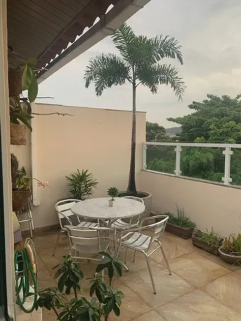 Foto 1 de Casa com 3 Quartos à venda, 160m² em Praia João Rosa, Biguaçu