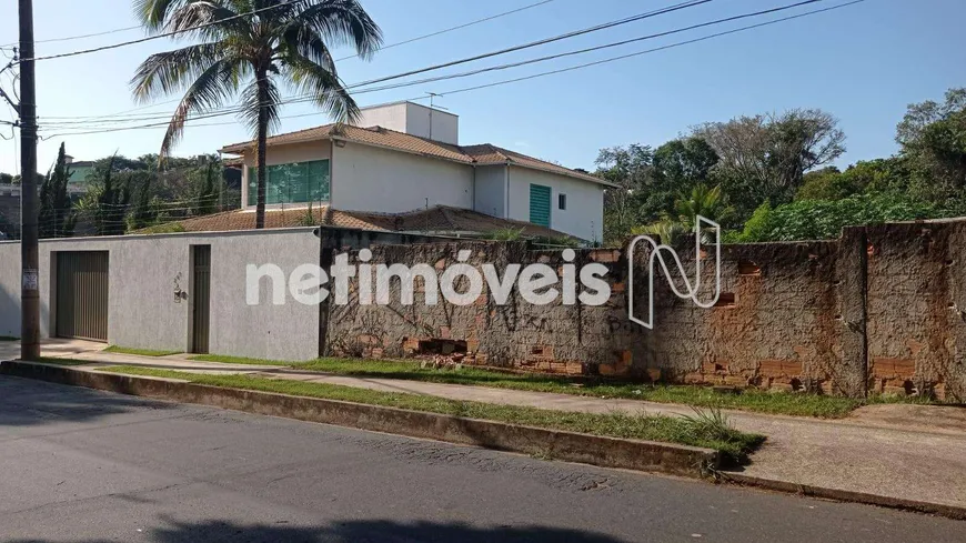 Foto 1 de Lote/Terreno à venda, 1000m² em Bandeirantes, Belo Horizonte