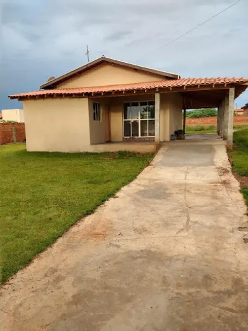 Foto 1 de Fazenda/Sítio com 2 Quartos à venda, 140m² em Maristela, Laranjal Paulista