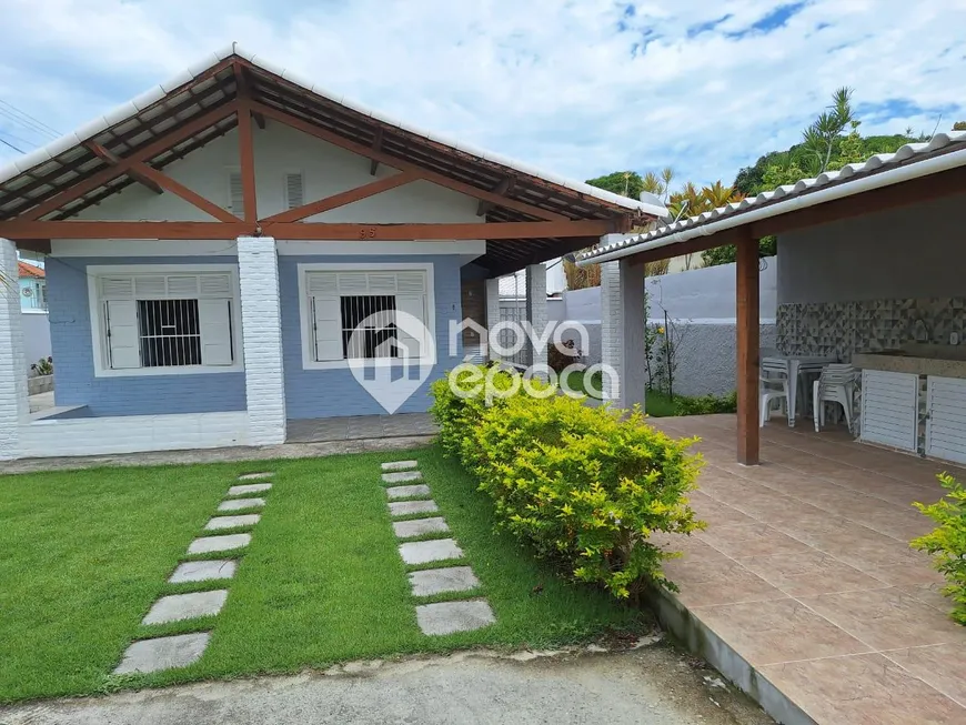 Foto 1 de Casa com 4 Quartos à venda, 180m² em Boqueirao, Saquarema