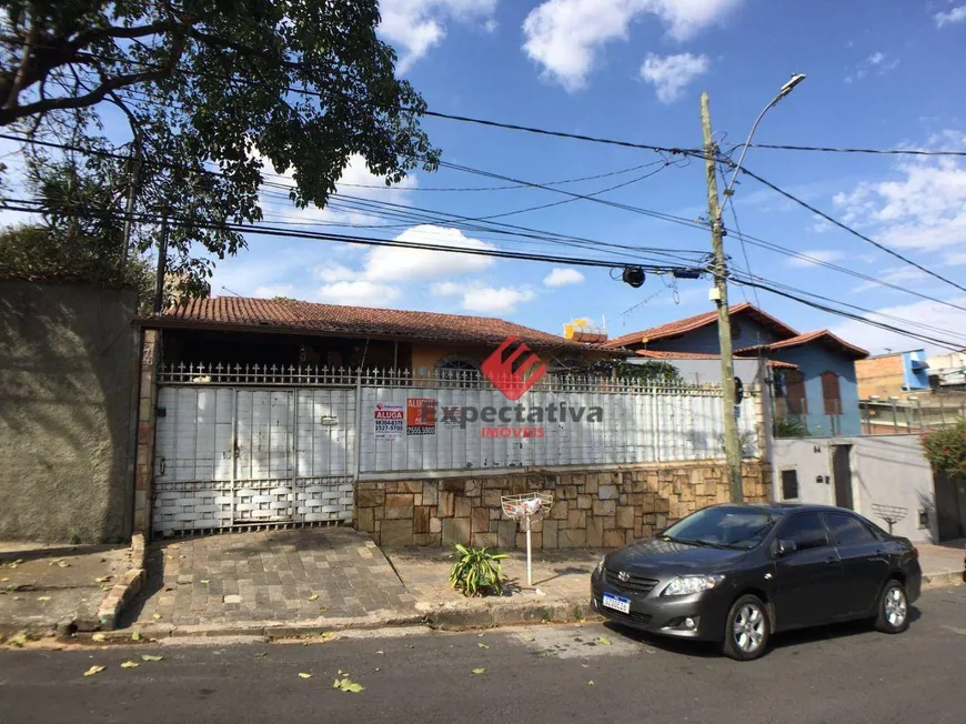 Foto 1 de Casa com 3 Quartos à venda, 240m² em Floramar, Belo Horizonte