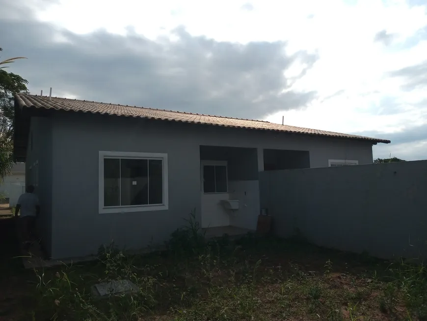 Foto 1 de Casa com 2 Quartos à venda, 90m² em Residencial Camping do Bosque, Rio das Ostras