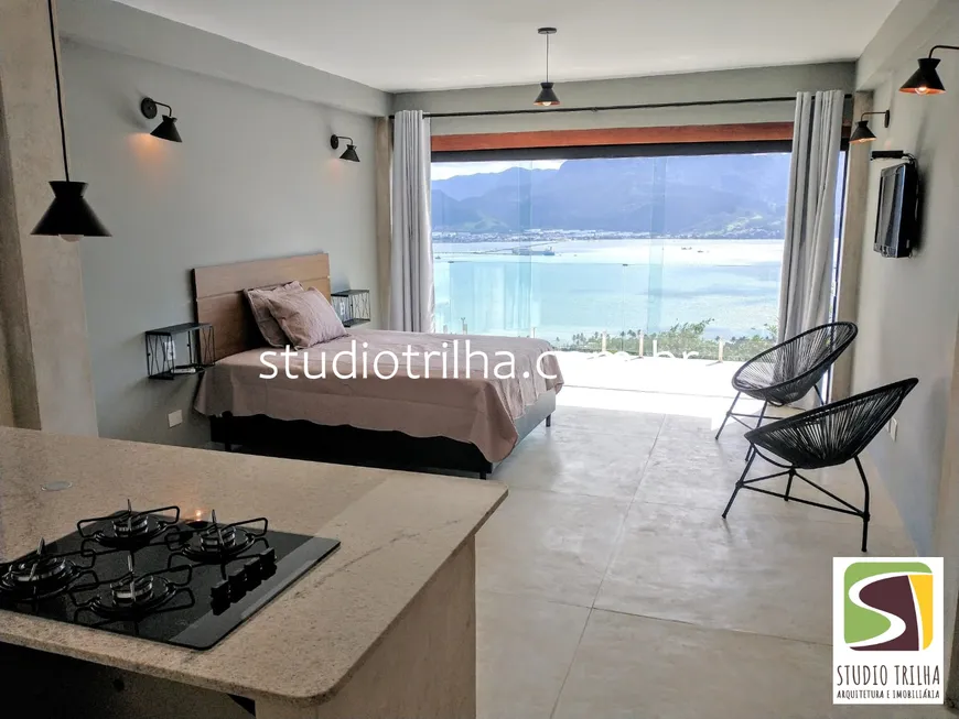 Foto 1 de Prédio Residencial com 5 Quartos à venda, 300m² em Praia De Itaguassú, Ilhabela