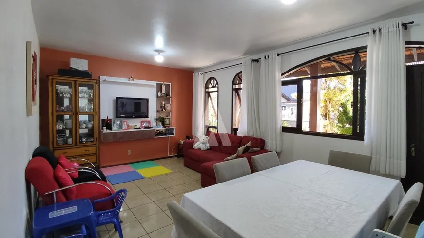 Foto 1 de Casa com 3 Quartos à venda, 151m² em Itaum, Joinville