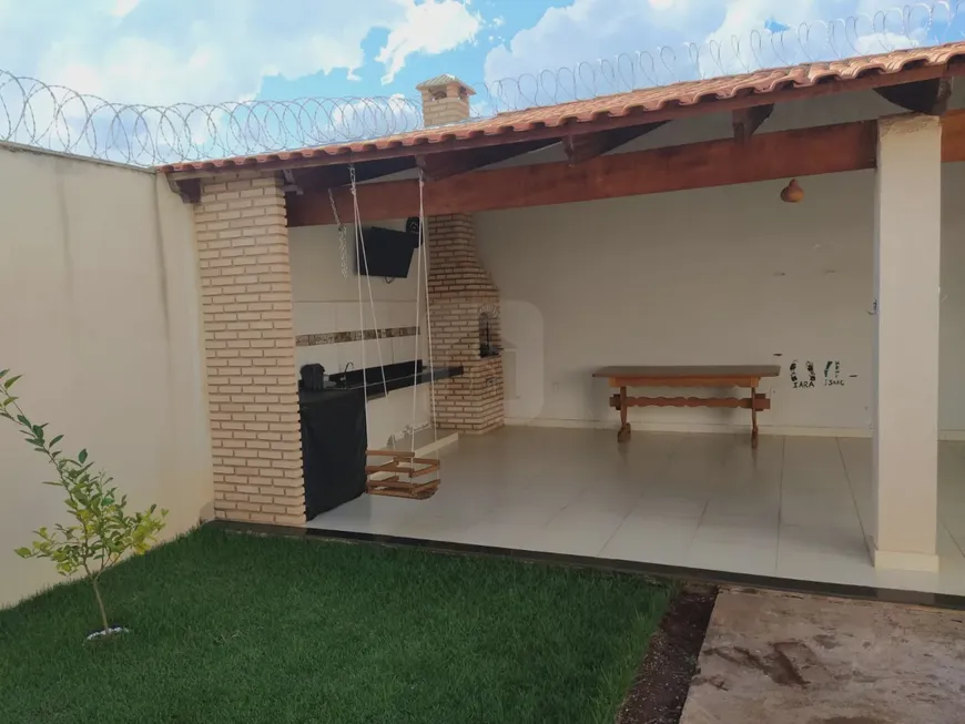 Foto 1 de Casa com 2 Quartos à venda, 250m² em Residencial Fruta do Conde, Uberlândia