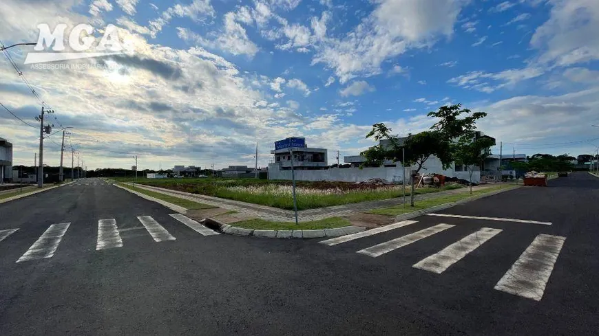 Foto 1 de Lote/Terreno à venda, 425m² em Carima, Foz do Iguaçu