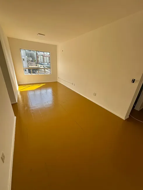 Foto 1 de Apartamento com 3 Quartos à venda, 70m² em Centro, Criciúma