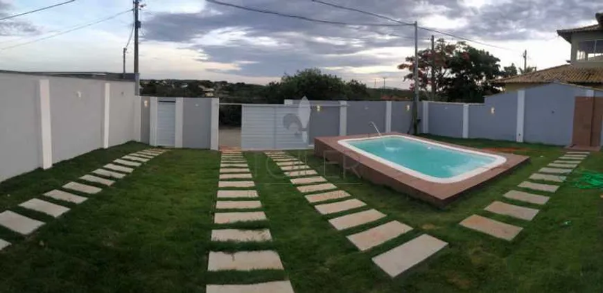 Foto 1 de Casa de Condomínio com 3 Quartos à venda, 135m² em Caravelas, Armação dos Búzios