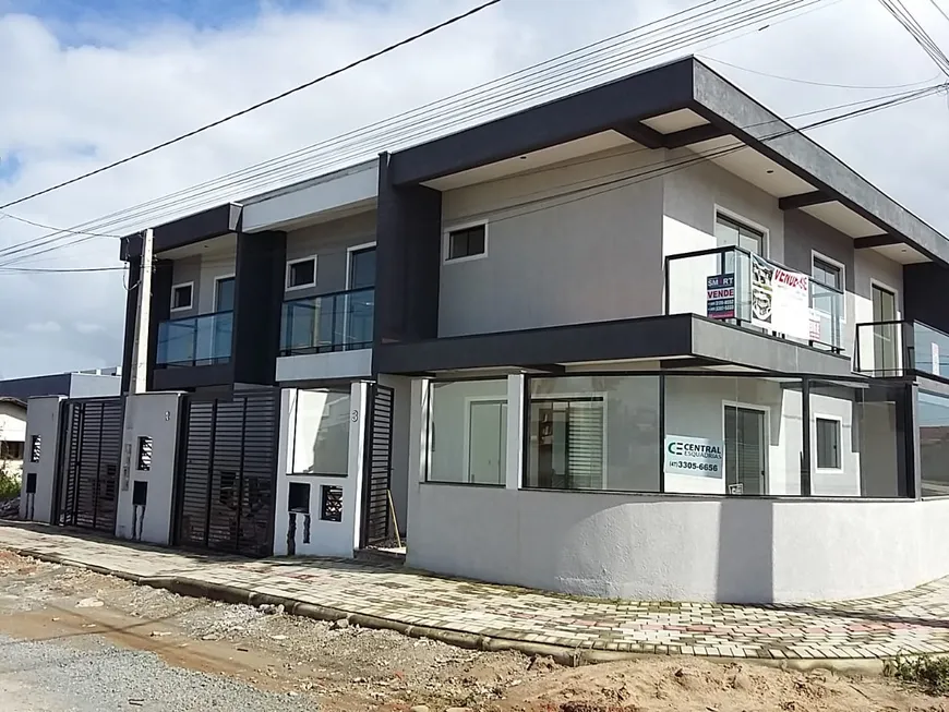 Foto 1 de Sobrado com 3 Quartos à venda, 103m² em Itacolomi, Balneário Piçarras