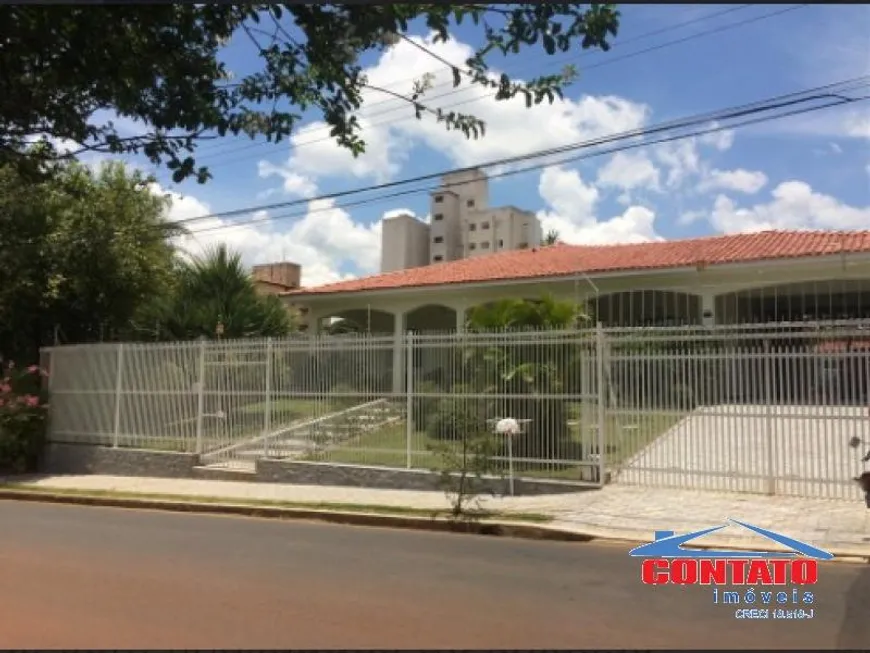 Foto 1 de Casa com 3 Quartos à venda, 440m² em Parque Arnold Schimidt, São Carlos