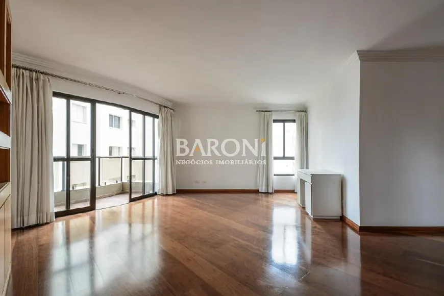 Foto 1 de Apartamento com 3 Quartos à venda, 178m² em Campo Belo, São Paulo