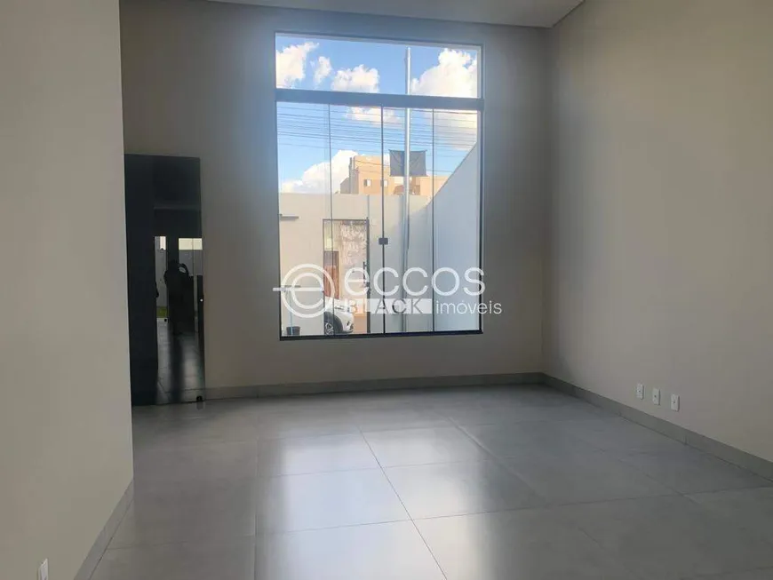 Foto 1 de Casa com 3 Quartos à venda, 140m² em Jardim Brasília, Uberlândia