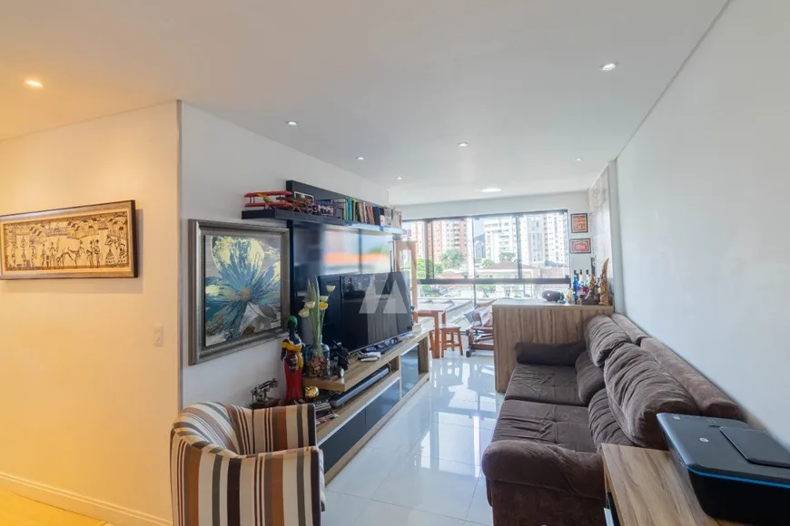 Foto 1 de Apartamento com 3 Quartos à venda, 83m² em Anita Garibaldi, Joinville