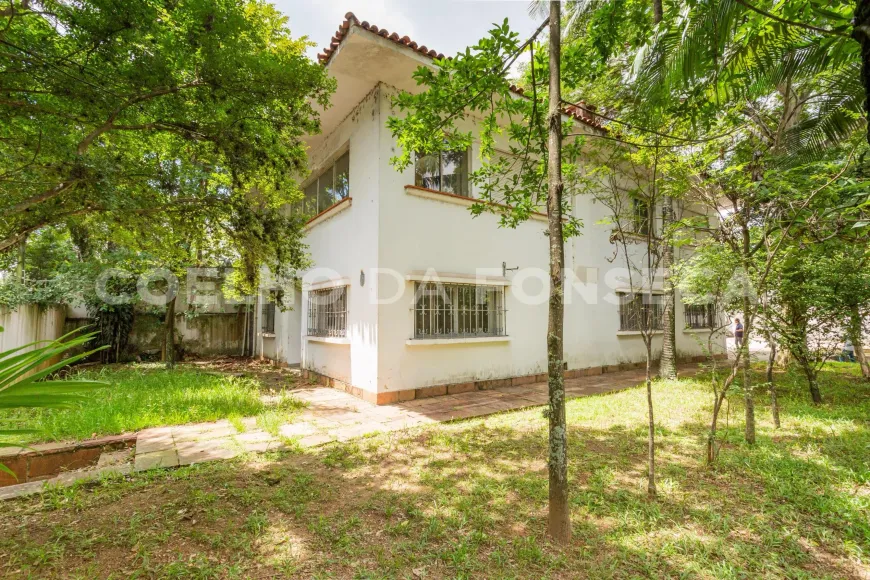Foto 1 de Casa com 5 Quartos à venda, 390m² em Jardins, São Paulo