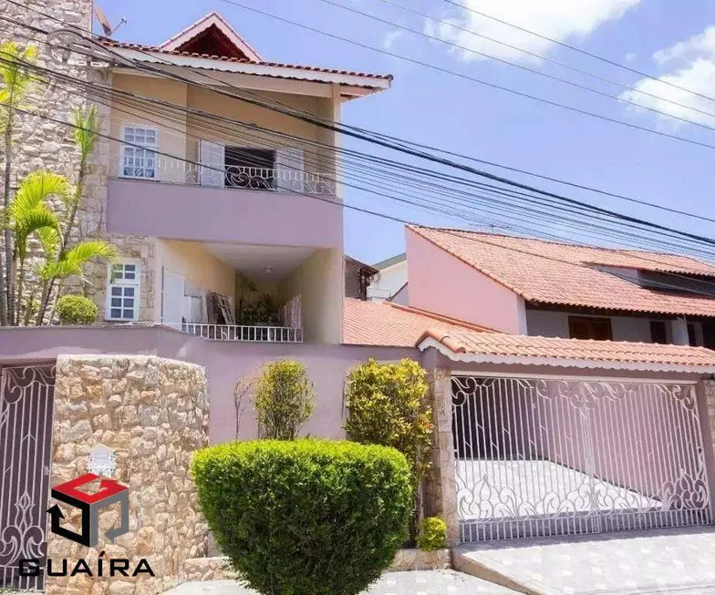 Foto 1 de Sobrado com 3 Quartos para alugar, 307m² em Dos Casa, São Bernardo do Campo