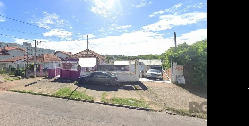 Foto 1 de Casa com 2 Quartos à venda, 395m² em Glória, Porto Alegre