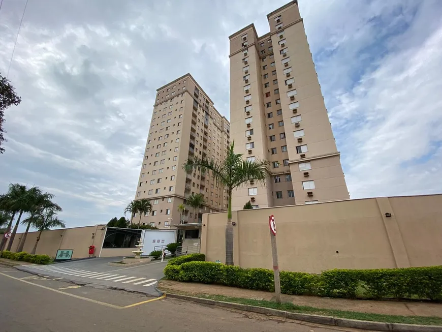 Foto 1 de Apartamento com 2 Quartos para alugar, 50m² em Jardim Maria Inês, Aparecida de Goiânia